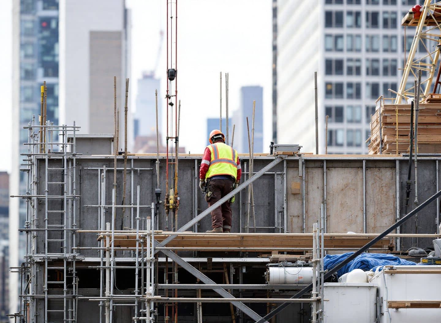 Falls Through Skylights and Fragile Roofs on NY Construction Sites