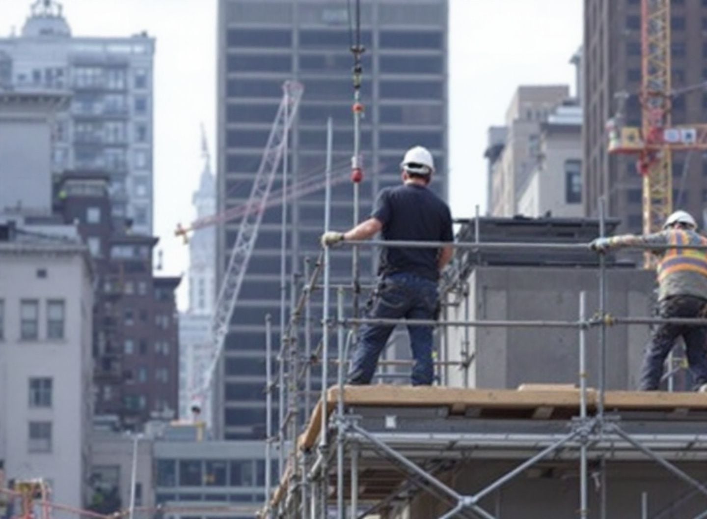 Defective Scaffold Planking in New York: When a Broken Board Becomes a Lawsuit